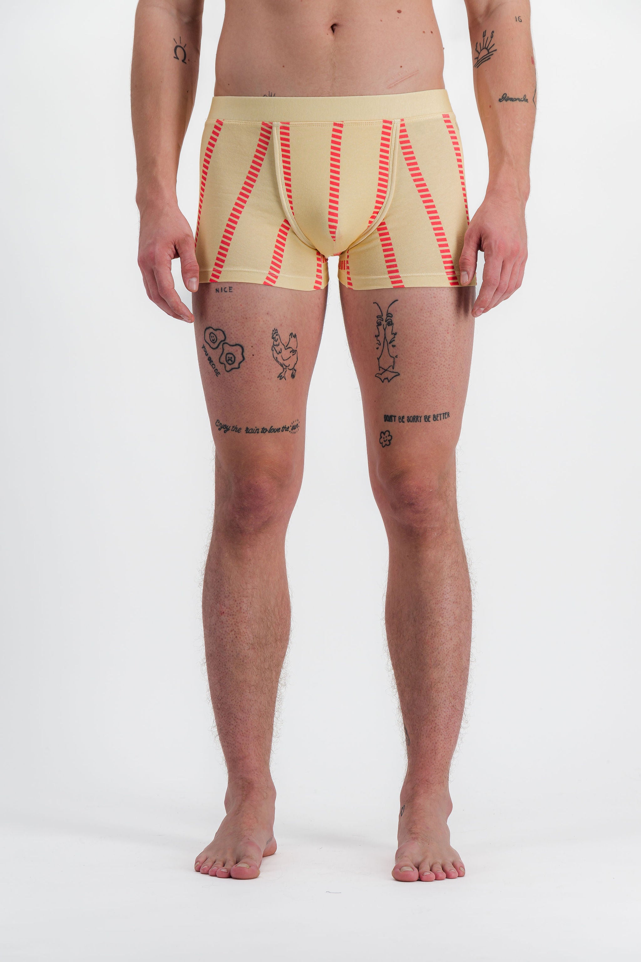 homme portant un boxer rayé meus paris vue face