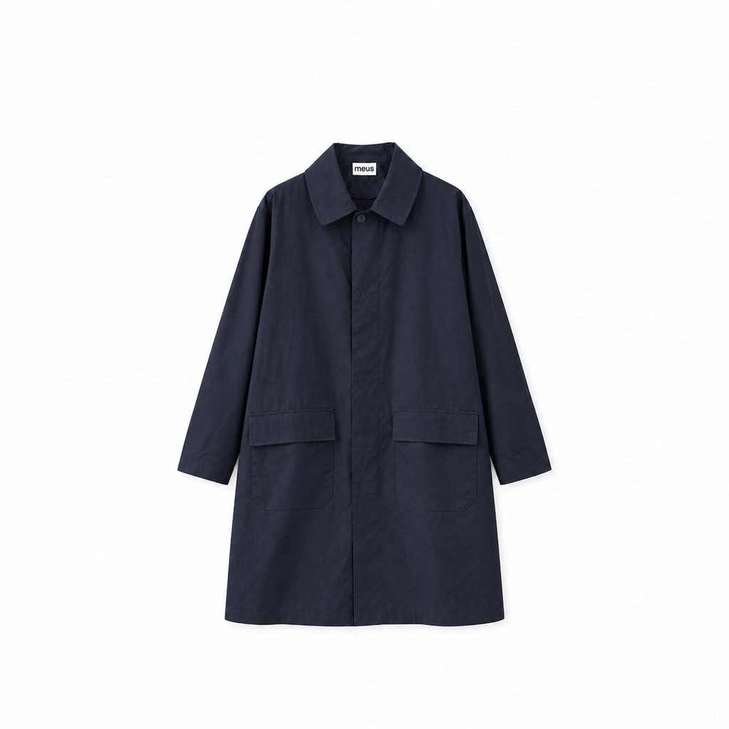 Manteau surtaillé bleu marine